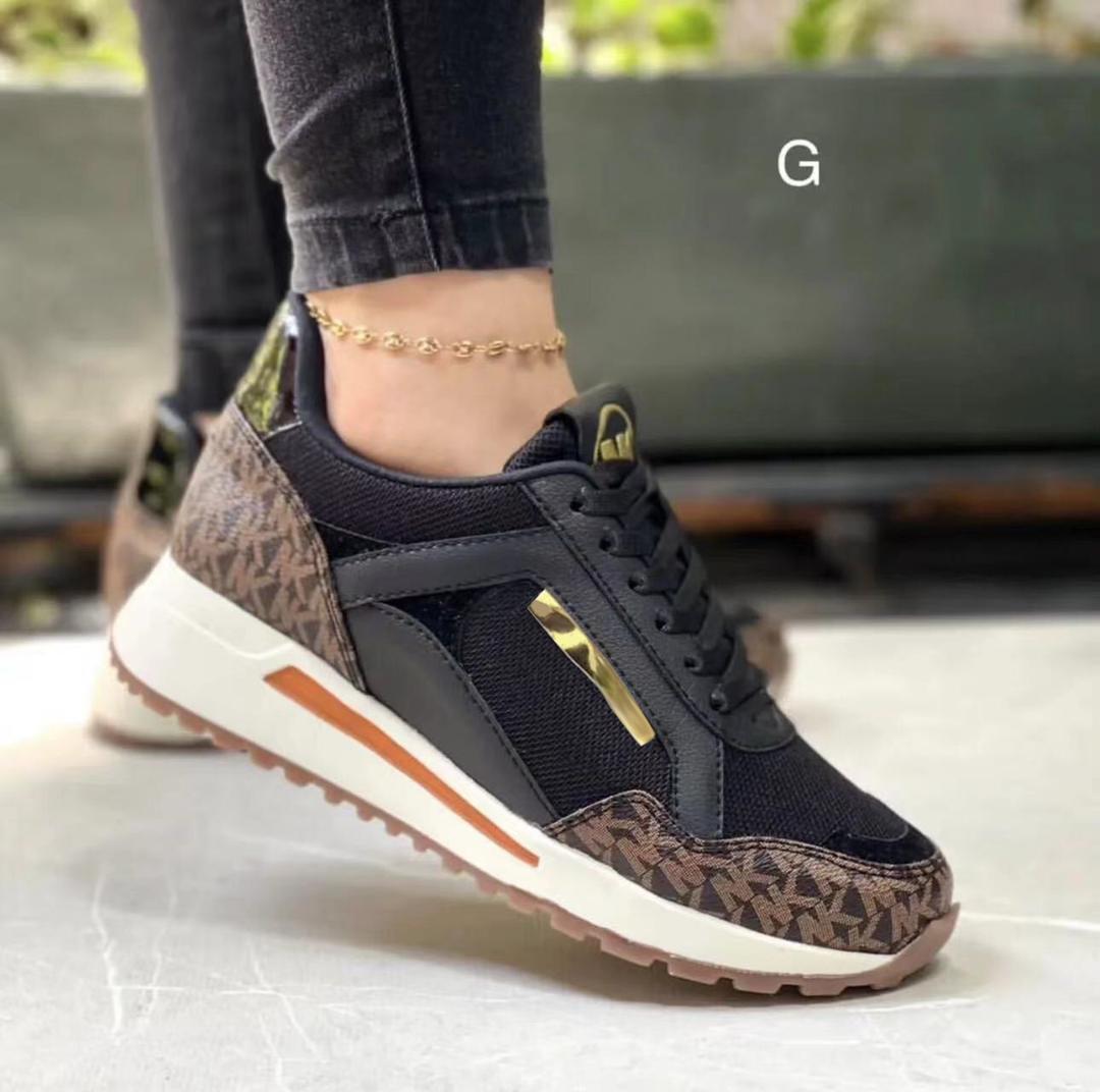 MK Sneakers